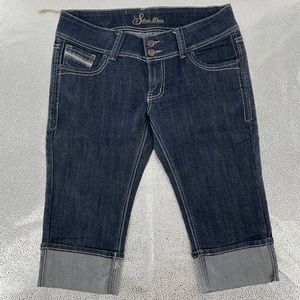 Silver Diva  New Without  Tag Women's (Juniors) Capri Blue Jeans Size 11